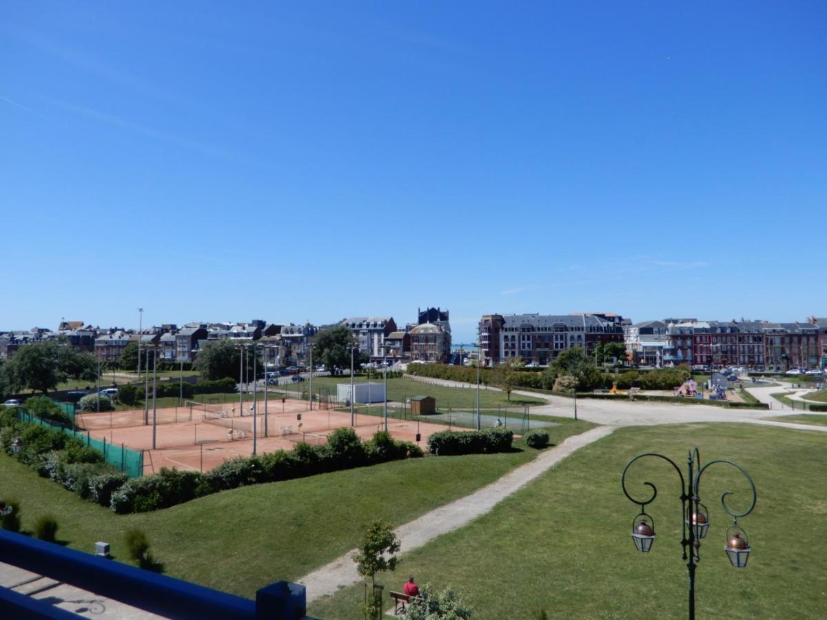 Caprices De Mer Appartement Avec Grand Balcon Et Vue A 300 M Plage, Apercu Mer, Lit Queen Size, Mers Les Bains Le Treport , Petit Dejeuner En Option, 2 Velos Fournis Buitenkant foto